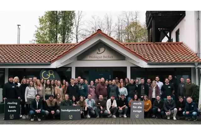 Rund 70 Mitglieder der Generation Riesling besuchten das  diesjährige Forum im Weingut Becker in Rheinhessen.